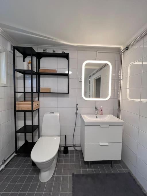 Sikvaegen Apartments Mariehamn Exteriör bild